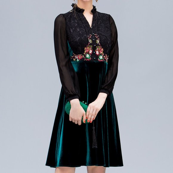 Dark green velvet patchwork applique dress 2917443